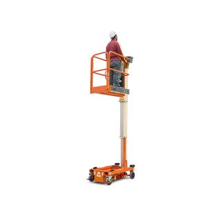 JLG 830P 8'2