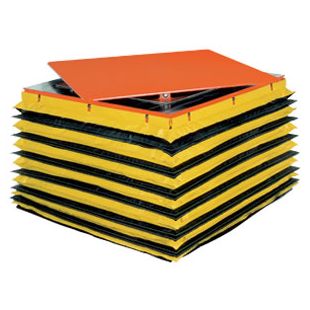 Shown with Optional Skirting